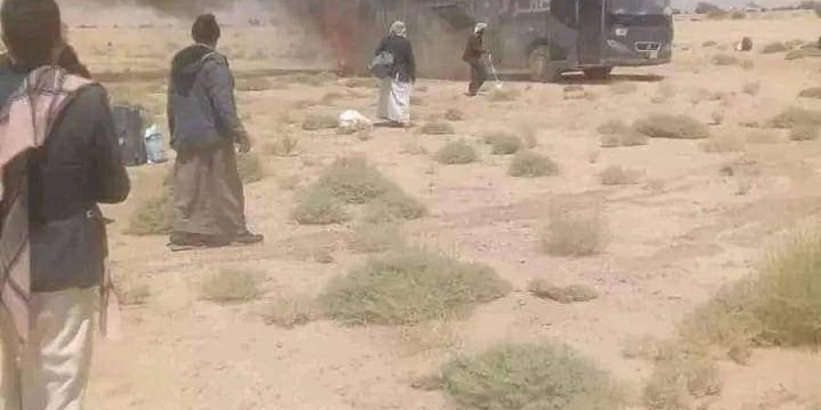 اخبار اليمن الان | عاجل :احتراق باص نقل جماعي(صورة)