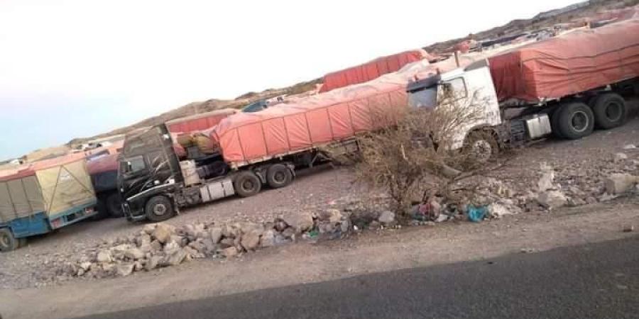 اخبار اليمن | منذ شهر .. مليشيا الحوثي تمنع دخول هذهالمواد الغذائية إلى مناطق سيطرتها؟! (تفاصيل)