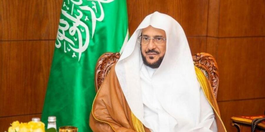 اخبار السعودية - ماذا قال آل الشيخ عن قرار منع بث الصلوات على منصات التواصل الاجتماعي ؟