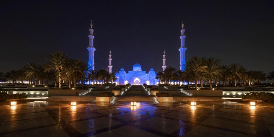 جامع الشيخ زايد الكبير يستكمل استعداداته لاستقبال شهر رمضان