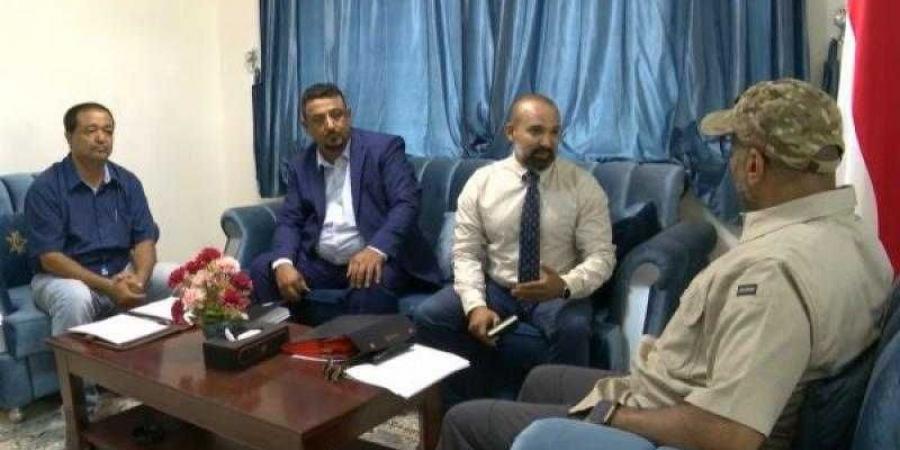 اخبار اليمن | طارق صالح يواصل مساعيه لإعادة ميناء المخا إلى الصدارة