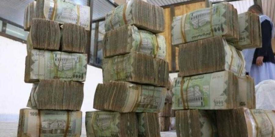 اخبار اليمن | الكشف عن إجراءات حكومية ستقلب أسعار الصرف في اليمن وتنهي سيطرة المليشيات على القطاع المصرفي