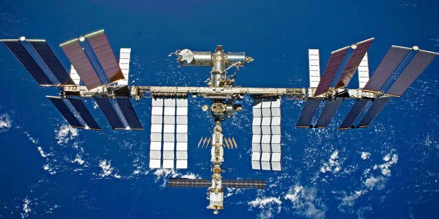محطة الفضاء الدولية تعبر سماء الإمارات (فيديو)