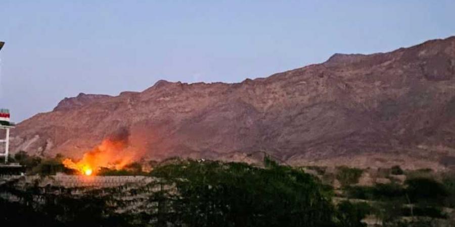 اخبار اليمن | قصف عنيف على مواقع مليشيات الحوثي مأرب