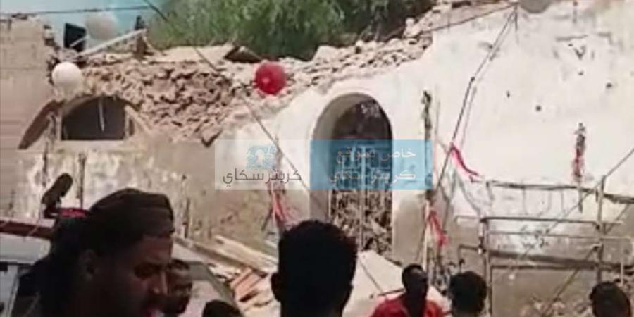اخبار اليمن الان | انهيار عمارة في كريتر(فيديو)