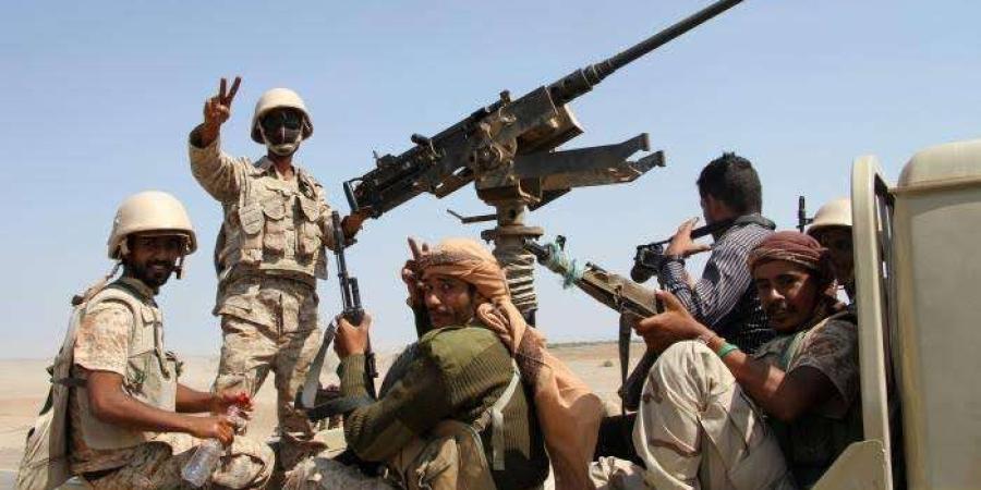 اخبار اليمن الان | الكشف عن حقيقة وصول قائد منطقة عسكرية تابعة للشرعية الى صنعاء وانضمامه للحوثيين