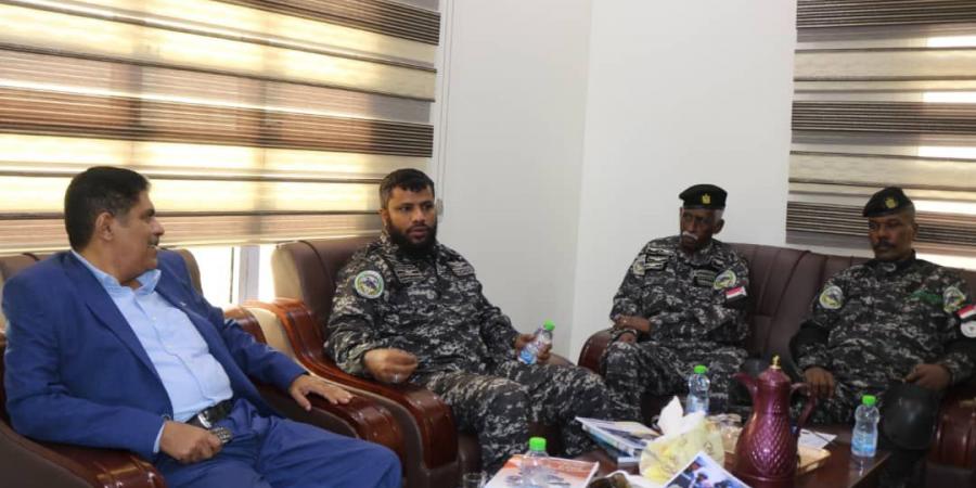 رئيس تنفيذية انتقالي حضرموت يستقبل قائد قوات حماية المنشآت