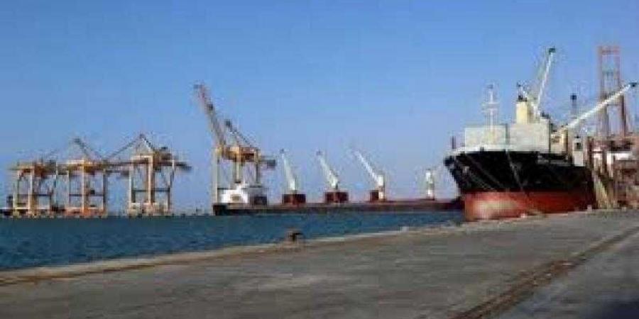 اخبار اليمن | إعلان جديد من حكومة جماعة الحوثي بشأن ميناء ومطار الحديدة