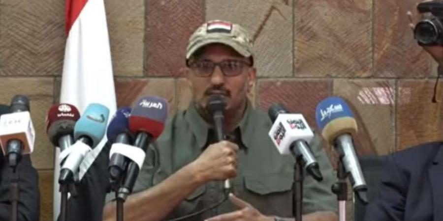 اخبار اليمن | عاجل : طارق صالح يستقبل وفد عسكري سعودي في المخا