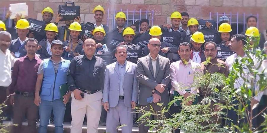 اخبار اليمن الان | الصندوق الإجتماعي للتنمية ومكتب التعليم الفني بتعز يحتفلان بانتهاء تدريب وتمكين 36 متدرب