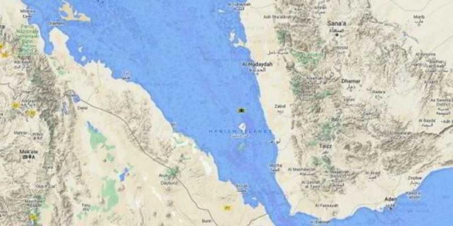 اخبار اليمن | صحيفة بريطانية تكشف تفاصيل الهجوم على سفينة يونانية جنوب ميناء الحديدة (ترجمة خاصة)