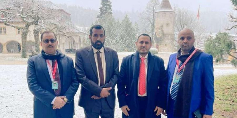اخبار اليمن الان | شاهد الصورة الأولى للوفد الحكومي المفاوض في سويسرا