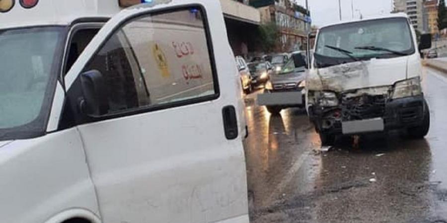 اخر اخبار لبنان  : بالصّورة: 4 جرحى اثر حادث سير