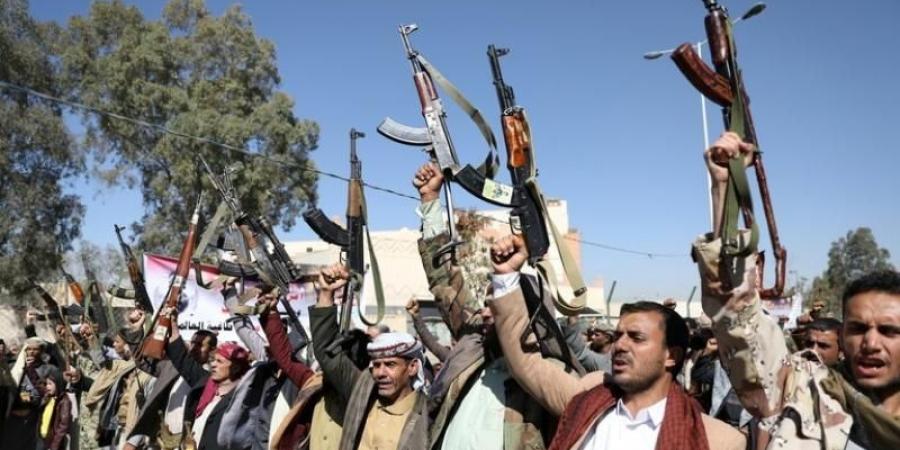 اخبار اليمن | تفكيك مليشيا الحوثي ونزع سلاحها.. تحرك سياسي قوي قبيل التسوية المرتقبة