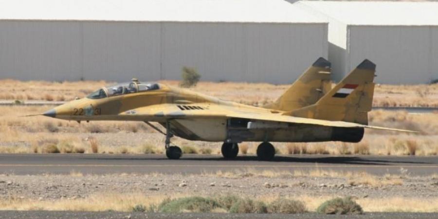 اخبار اليمن | وسط هدنة غير معلنة .. طائرة حربية تحلق في أجواء صنعاء (تفاصيل)