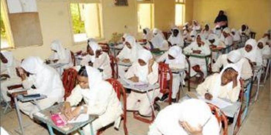 اخبار السودان من كوش نيوز - وزيرة التربية بالنيل الازرق تتفقد مراكز امتحانات الشهادة الإبتدائية