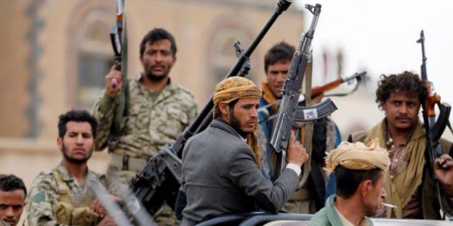 اخبار اليمن | جريمة بشعة.. مليشيا الحوثي تنهب 150 مليون شهريًا من حوالات المختطفين!