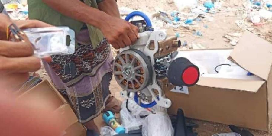 اخبار اليمن | ضبط شحنة طائرات مسيرة وأجهزة عسكرية كانت في طريها من عدن إلى مليشيات الحوثي بصنعاء ”صور”