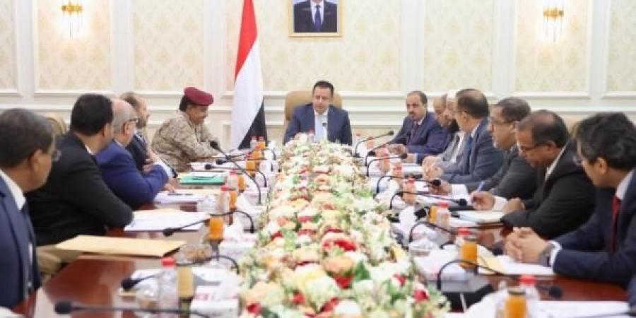 اخبار اليمن | عاجل /إصدار قرارات رئاسية هامة بتعيينات بارزة في هذة الأثناء.. مع الأسماء
