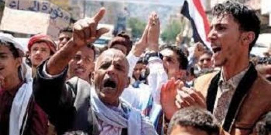 اخبار اليمن | لهذا السبب الصادم .. عيدروس الزبيدي يفتح النار على رئيس مؤتمر صنعاء