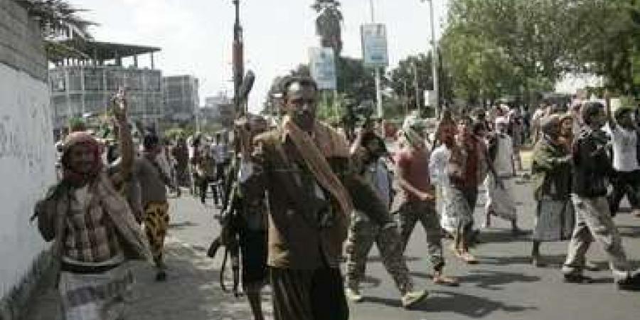 اخبار اليمن | وردنا الآن.. اشتباكات عنيفة ومظاهرات مروعة تشهدها العاصمة عدن في هذة الاثناء