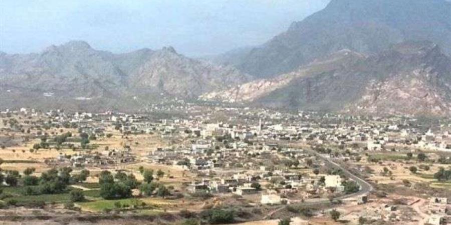 اخبار اليمن | لمنعها من إكمال تعليمها .. انتحار فتاة شنقاً في لحج