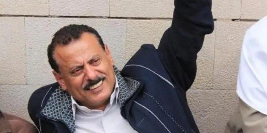 اخبار اليمن | سيف حاشد يفجرها ويعلن موعد الإطاحة بجماعة الحوثي في صنعاء
