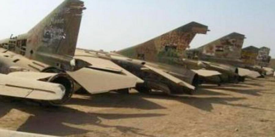 اخبار اليمن | شاهد : إعادة تشغيل سرب طائرات مقاتلة في صنعاء (صور)