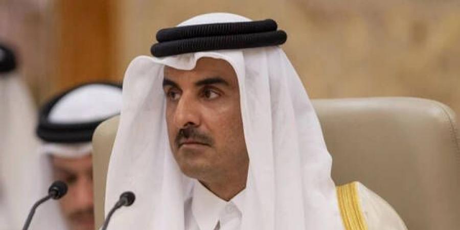 جدل كبير بشأن مشهد مصافحة أمير قطر والرئيس الإسرائيلي (صور)