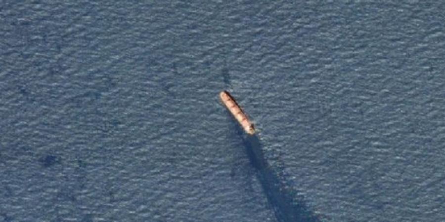 اخبار اليمن | نيويورك: منظمة دولية توقف جهود إنقاذ سفينتين في البحر الأحمر جراء هجمات الحوثيين