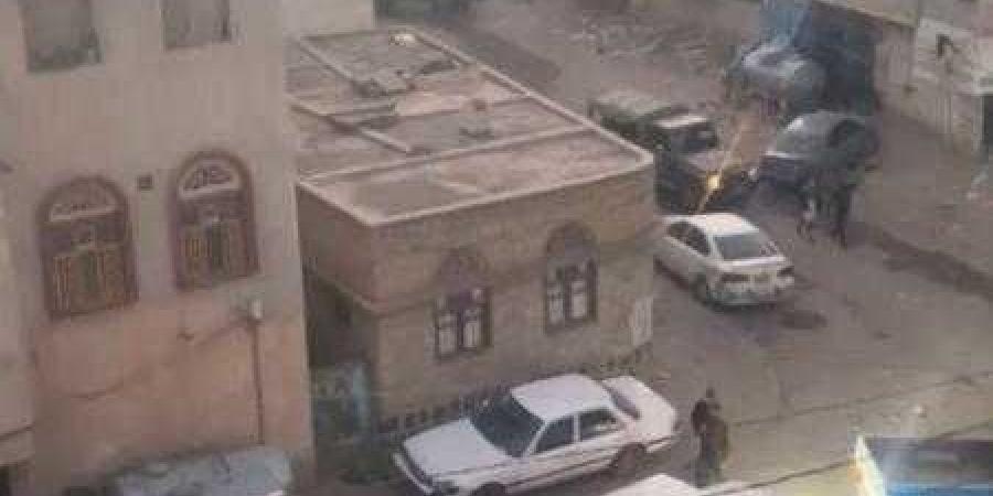 اخبار اليمن | آخر تطورات الأوضاع في صنعاء بعد محاصرة منزل الشيخ ‘‘طعيمان’’ وتوافد قبائل مارب (فيديو)