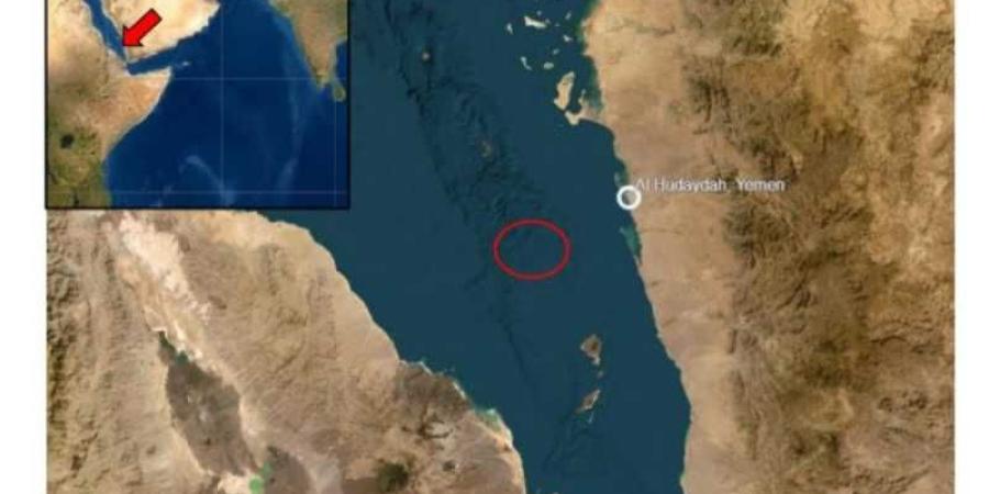 اخبار اليمن | عاجل: هجوم حوثي جديد على سفينة تجارية في البحر الأحمر وإعلان بريطاني بشأنها