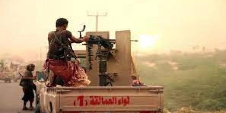 اخبار اليمن | من السيطرة بالسلاح إلى الفكر...الوية العمالقة تحذر من خطة الحوثي لتغيير وجه اليمن”
