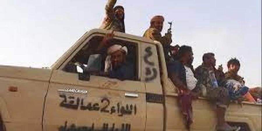 اخبار اليمن | اندلاع اشتباكات بين مسلحين قبليين وقوات الوية العمالقة في شبوة