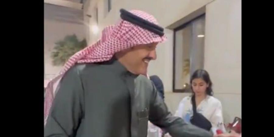 السعودية.. فيديو للأمير سلطان بن سلمان يثير تفاعلا على مواقع التواصل