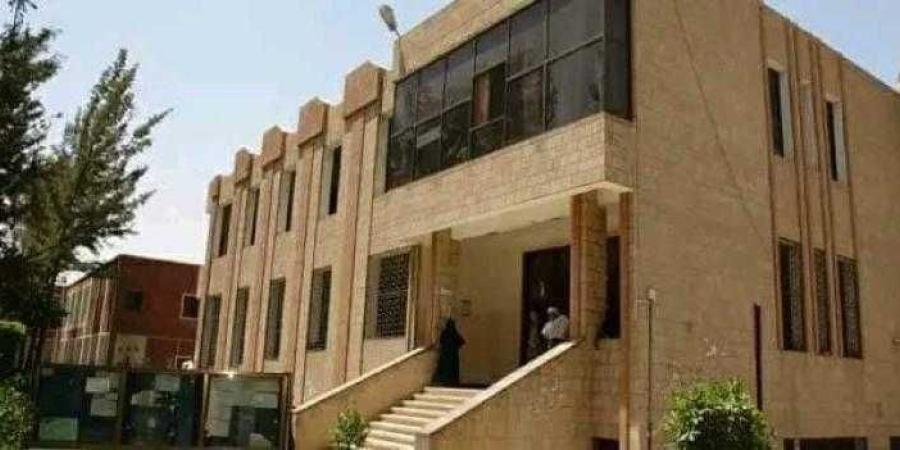 اخبار اليمن | ميليشيا الحوثي توقف أقدم كلية بجامعة صنعاء التي تحتوي قسم الاثار بتهمة ترويجها للعصبية