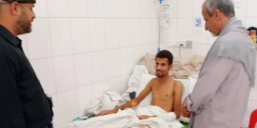 الوكيل الشبحي يتفقد جرحى الجبهات الذي يتلقون العلاج في مستشفيات العاصمة عدن