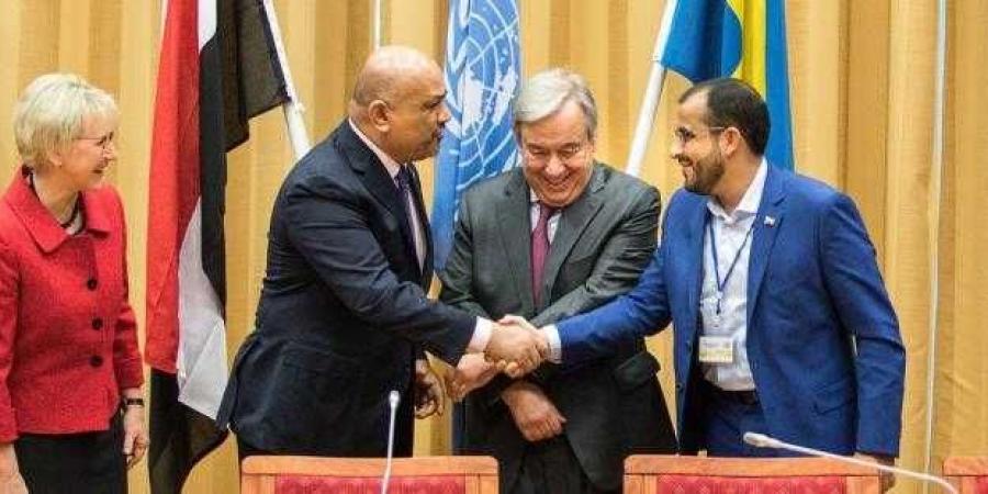 اخبار اليمن | ”معاهدة استسلاميه”... سياسي يمني يحذر من اتفاق جديد يقضي بتسليم اليمن بالكامل إلى مليشيات الحوثي