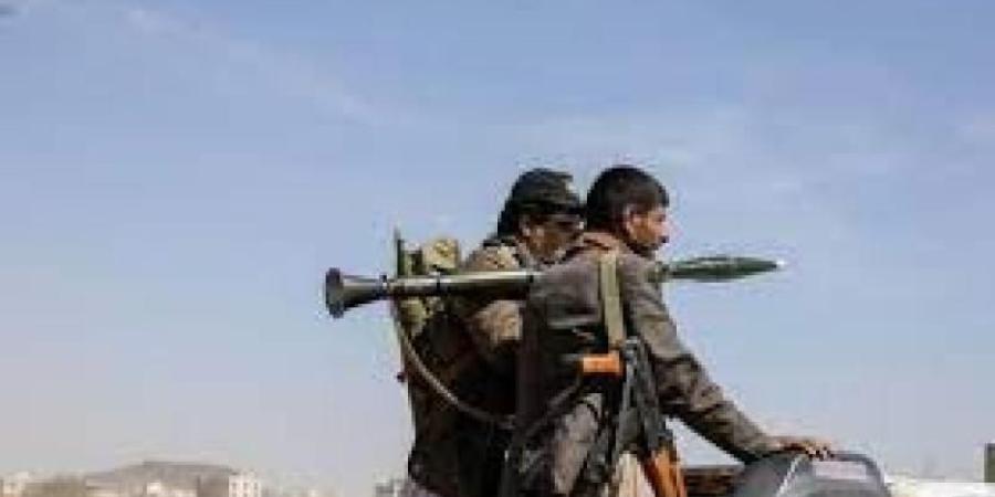 اخبار اليمن | إصابة مشرف حوثي باشتباكات بينيه حوثية في الحديدة