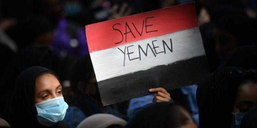 اخبار اليمن | مقرب من الحوثيين يكشف عن خارطة سياسية واقتصادية وانسانية للحل الشامل في اليمن